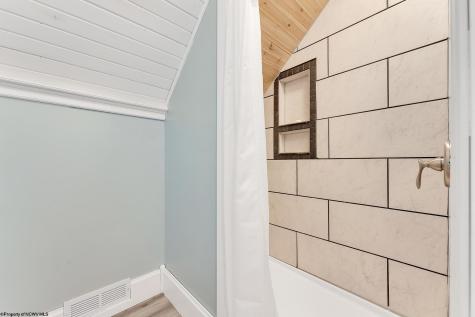 824 Louise Avenue Morgantown WV 26505