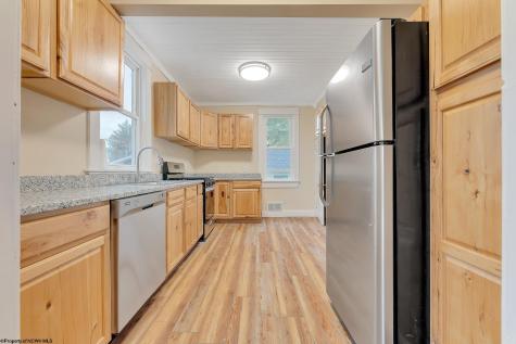 824 Louise Avenue Morgantown WV 26505