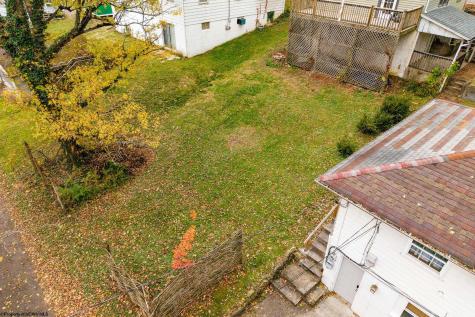 824 Louise Avenue Morgantown WV 26505