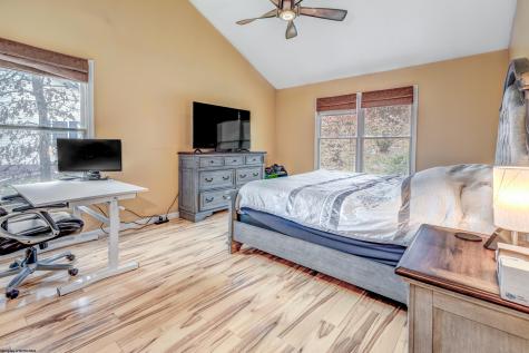 108 Village Crest Drive Morgantown WV 26508