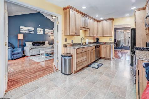 108 Village Crest Drive Morgantown WV 26508