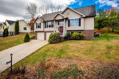 108 Village Crest Drive Morgantown WV 26508