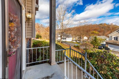 108 Village Crest Drive Morgantown WV 26508