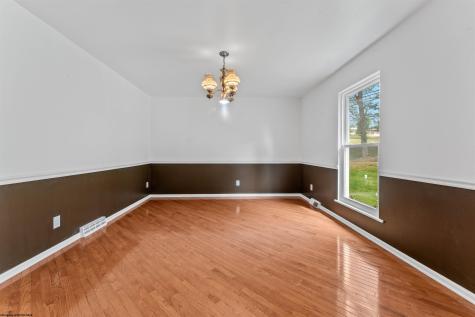 5 Brittany Oaks Drive Fairmont WV 26554