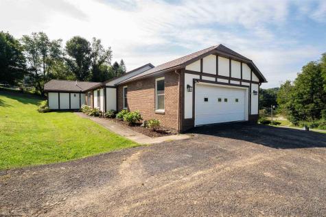 5 Brittany Oaks Drive Fairmont WV 26554
