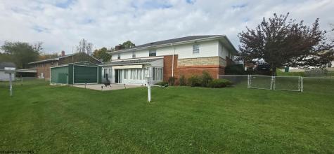 207 Meadowview Drive Bridgeport WV 26330