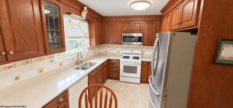 207 Meadowview Drive Bridgeport WV 26330