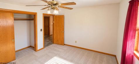 207 Meadowview Drive Bridgeport WV 26330