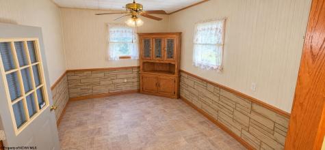 207 Meadowview Drive Bridgeport WV 26330