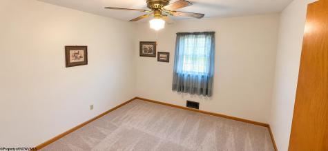 207 Meadowview Drive Bridgeport WV 26330