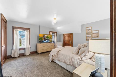 51 Richwood Avenue Morgantown WV 26505