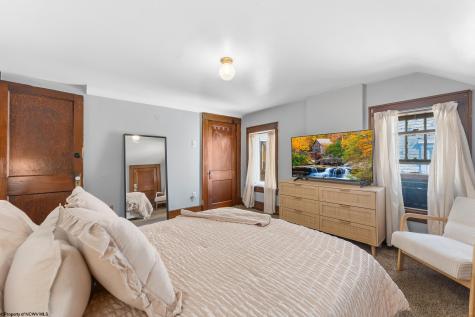51 Richwood Avenue Morgantown WV 26505