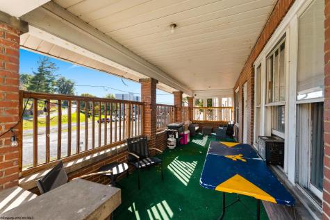 51 Richwood Avenue Morgantown WV 26505