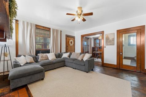 51 Richwood Avenue Morgantown WV 26505