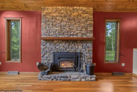 17 Goldfinch Lane Terra Alta WV 26764