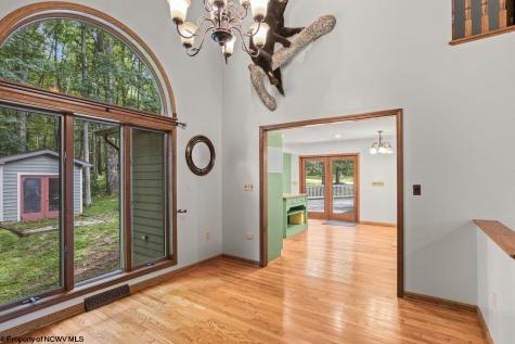 17 Goldfinch Lane Terra Alta WV 26764