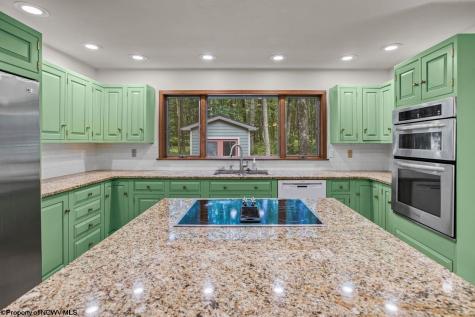 17 Goldfinch Lane Terra Alta WV 26764