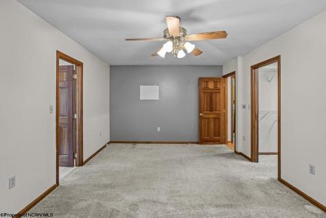 17 Goldfinch Lane Terra Alta WV 26764