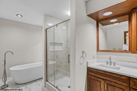 17 Goldfinch Lane Terra Alta WV 26764