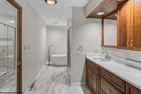 17 Goldfinch Lane Terra Alta WV 26764