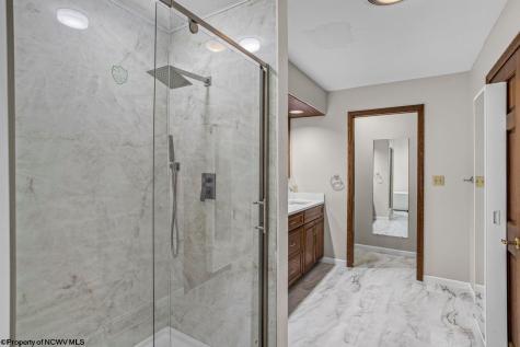 17 Goldfinch Lane Terra Alta WV 26764