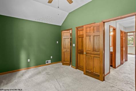 17 Goldfinch Lane Terra Alta WV 26764