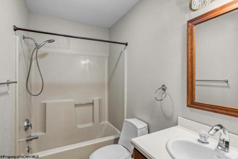 17 Goldfinch Lane Terra Alta WV 26764