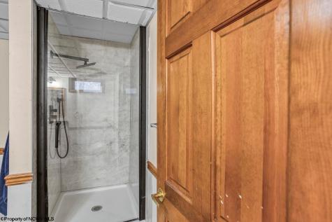 17 Goldfinch Lane Terra Alta WV 26764
