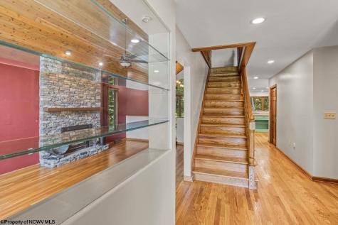 17 Goldfinch Lane Terra Alta WV 26764
