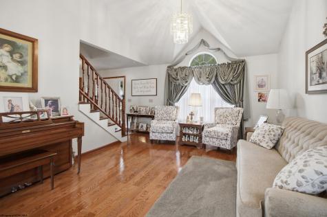 15 Homestead Street West Union WV 26456