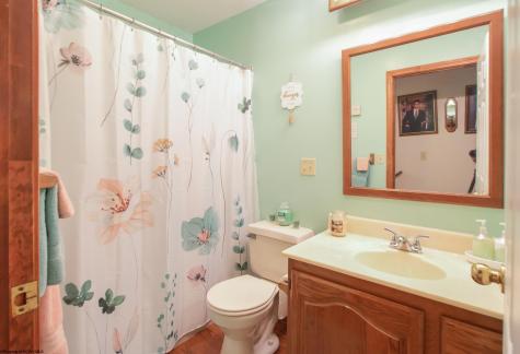 15 Homestead Street West Union WV 26456
