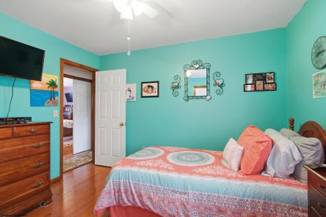15 Homestead Street West Union WV 26456