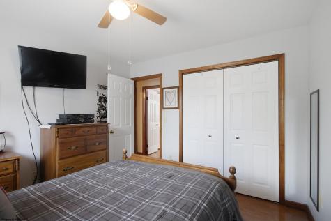 15 Homestead Street West Union WV 26456