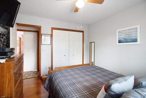 15 Homestead Street West Union WV 26456
