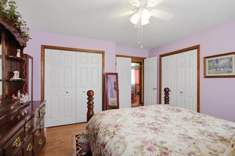 15 Homestead Street West Union WV 26456
