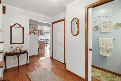 15 Homestead Street West Union WV 26456