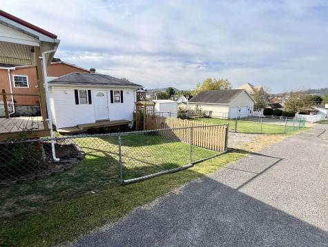 1717 Gould Avenue Clarksburg WV 26301