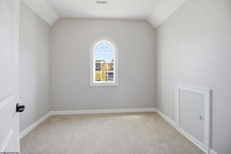 108 Falling Water Lane Morgantown WV 26508