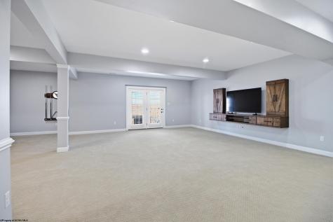 108 Falling Water Lane Morgantown WV 26508