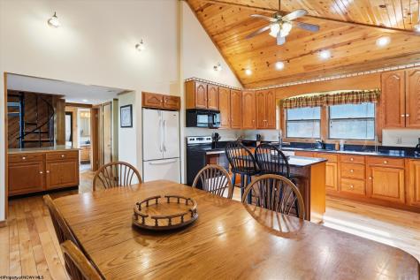 404 Black Bear Trail Davis WV 26260