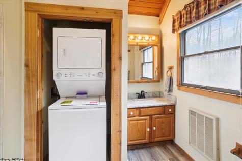 404 Black Bear Trail Davis WV 26260