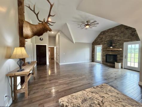 1586 Vannoys Mill Road Belington WV 26250