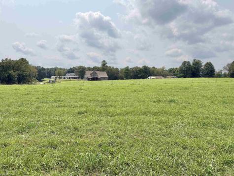1586 Vannoys Mill Road Belington WV 26250