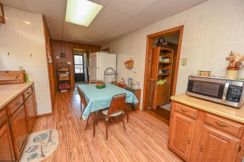 70 Brown Street Thomas WV 26292