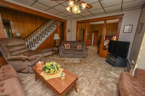 70 Brown Street Thomas WV 26292