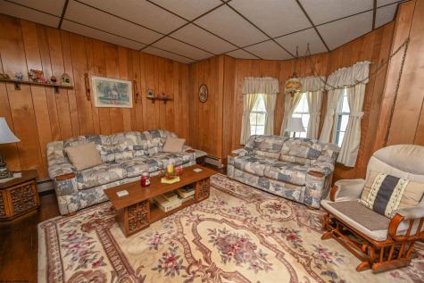 70 Brown Street Thomas WV 26292
