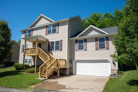 156 Auburn Drive Morgantown WV 26501