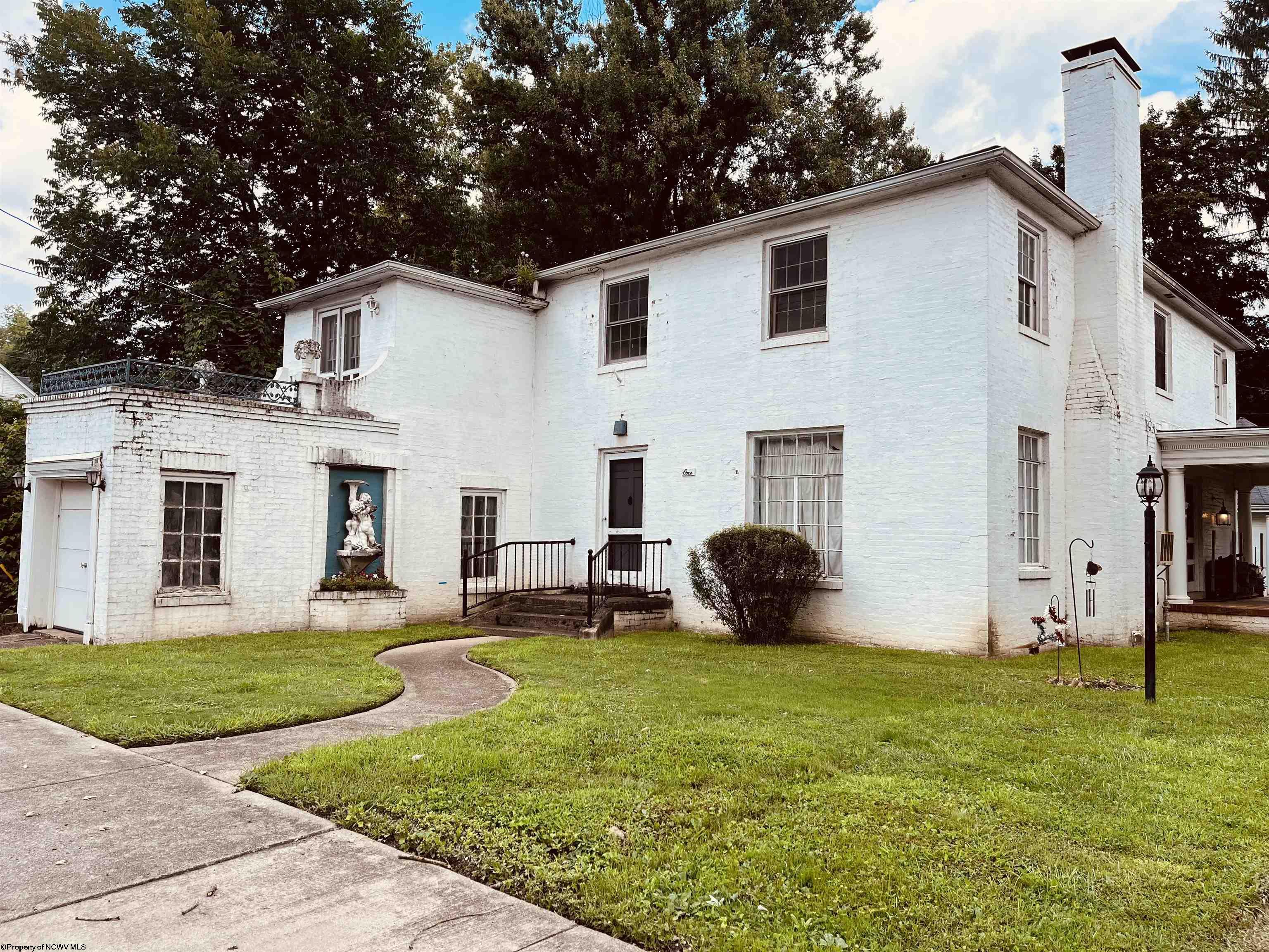 1 E 4th Street Weston WV 26452