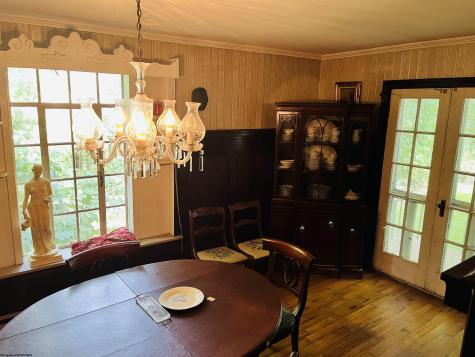 1 E 4th Street Weston WV 26452