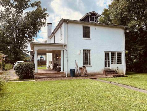 1 E 4th Street Weston WV 26452